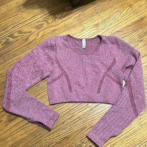 Cropped athletic long sleeve  top
